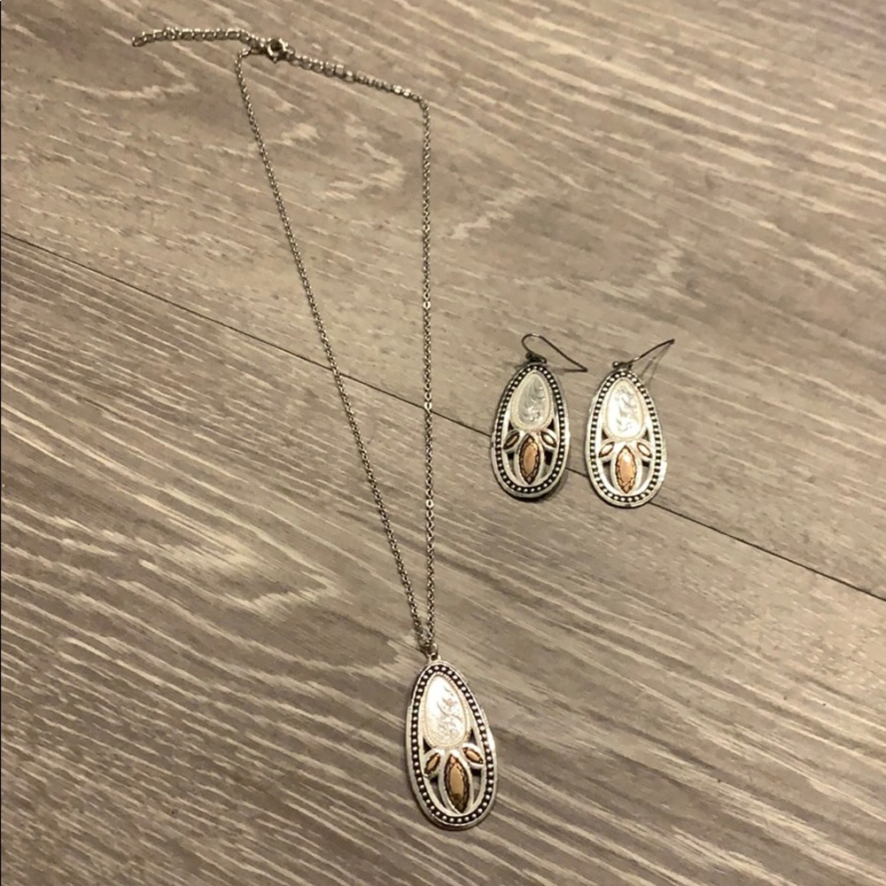 Montana Silversmiths Set